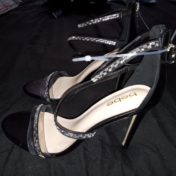Brand New Women 👠 Heels In Size 7.4 For $50 - Picture 3 of 4